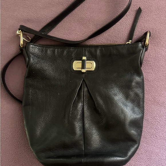 B. Makowsky Black Leather Crossbody Bag - Picture 1 of 10